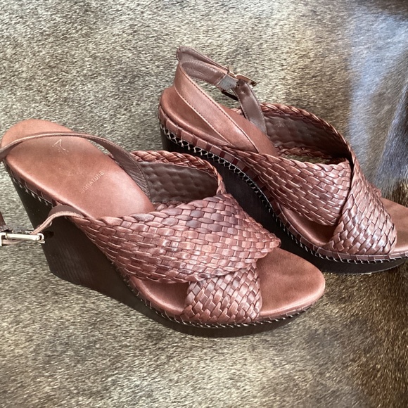 Vince Camuto Signature Vi Lenny Latigo Wrap Leather Wedges - Picture 2 of 11